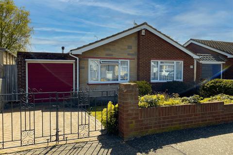 27 Blean View Road, Greenhill, Herne Bay, CT6 7RA