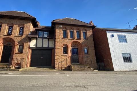 45a Manor Road, Northampton, NN2 6QJ