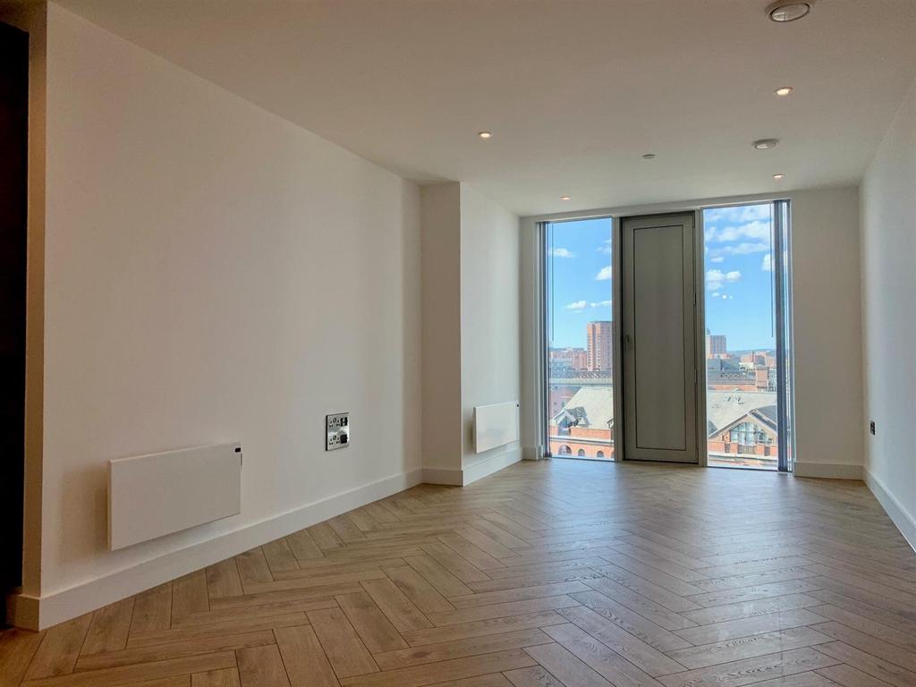 Great Jackson Street, Manchester 2 bed apartment £1,100 pcm (£254 pw)