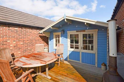 22 Dacey Drive, Upper Heyford, Bicester, OX25 5AA