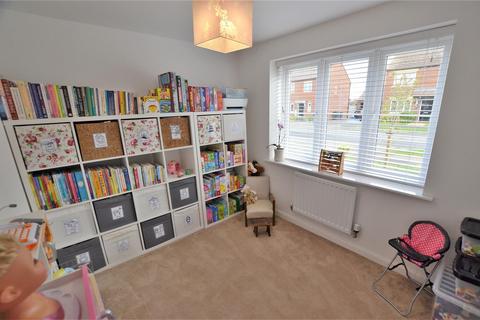 22 Dacey Drive, Upper Heyford, Bicester, OX25 5AA