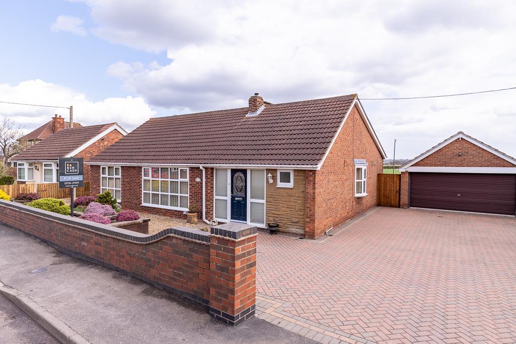 Neap House Road, Gunness, Scunthorpe 3 bed detached bungalow £265,000