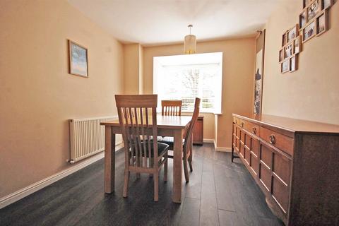 1 Custerson Drive, Black Notley, Braintree, CM77 8ZS