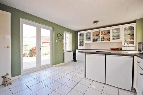 1 Custerson Drive, Black Notley, Braintree, CM77 8ZS