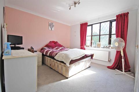 31 Framlingham Way, Great Notley, Braintree, CM77 7YY