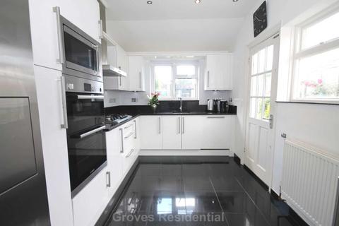 66 Mount Road, New Malden, KT3 3JY