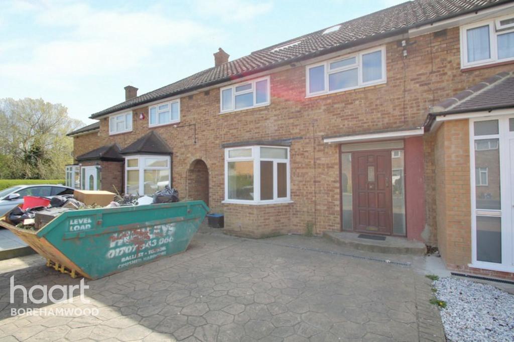 Howard Drive, Borehamwood 5 bed terraced house £500,000