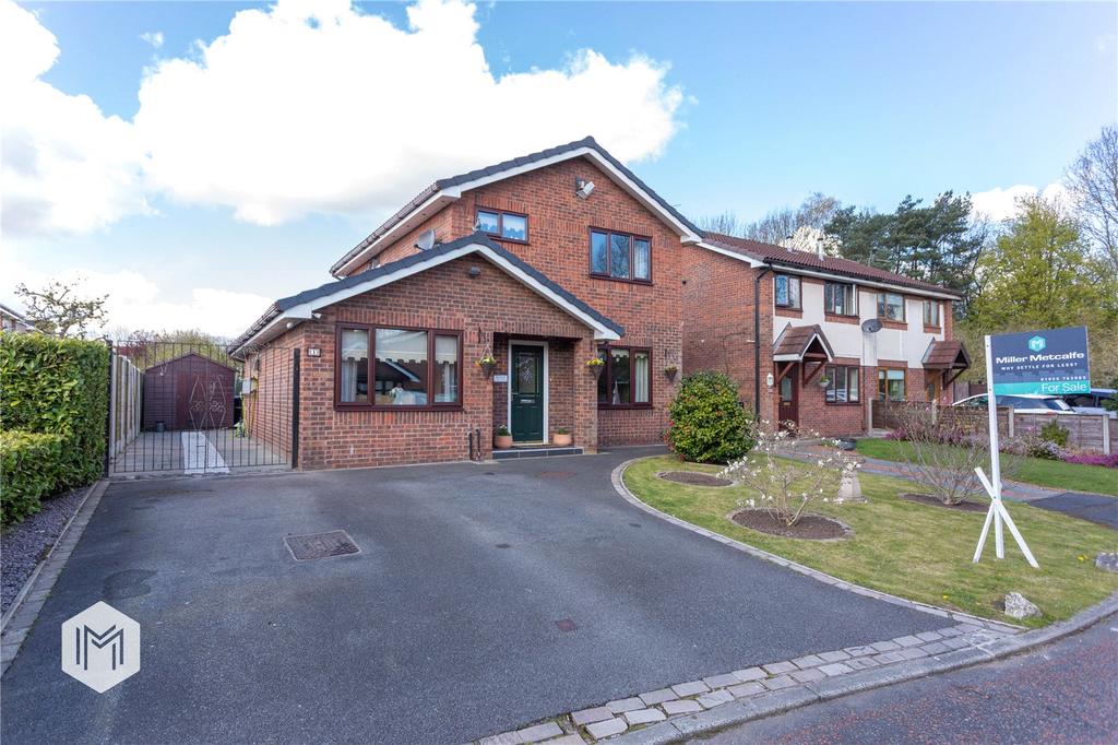 Keyes Garden, Birchwood, Warrington, Cheshire, WA3 4 bed detached house