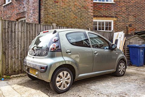 1a Kings Road, Haslemere, GU27 2QA