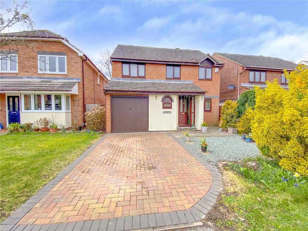 Stevenson Drive, Binfield, Bracknell, RG42 4 bed detached house £650,000