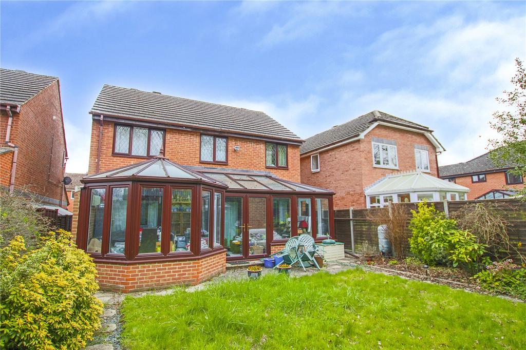 Stevenson Drive, Binfield, Bracknell, RG42 4 bed detached house £650,000