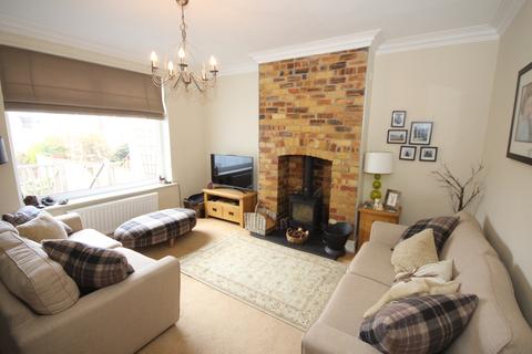 16 Ivanhoe, Whitley Bay, NE25 9AW