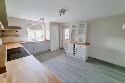 4 bedroom barn conversion to rent, Wareham