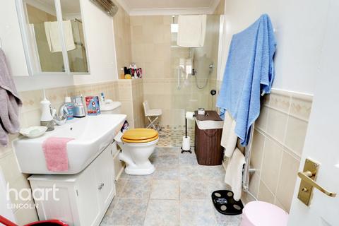 2 Daniel Gardens, Heighington, Lincoln, LN4 1RA
