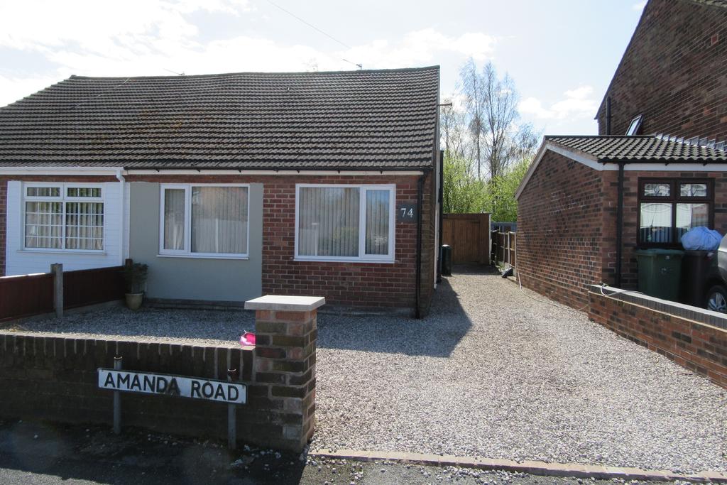 Amanda Road, Rainhill, Prescot L35 3 bed semidetached bungalow £178,000