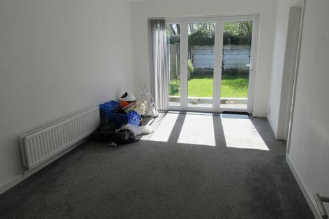 74 Amanda Road, Rainhill, Prescot, L35 8PR