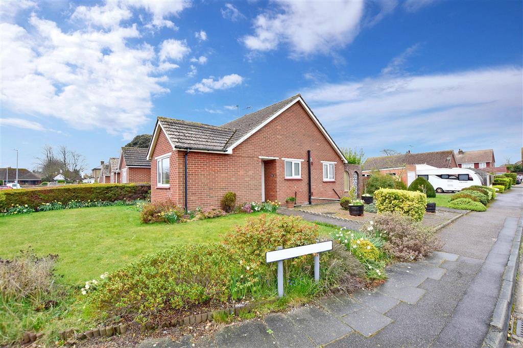 Wayne Close, Broadstairs, Kent 2 bed semidetached bungalow £350,000