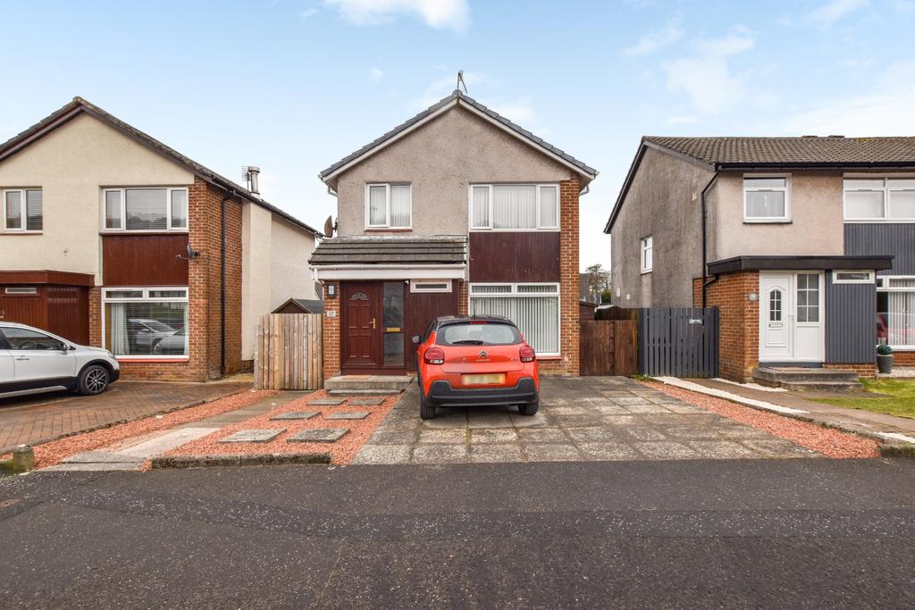 LOMOND ROAD, WEMYSS BAY 3 bed detached villa £180,000