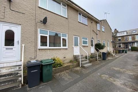 32 Hall Royd, Shipley, BD18 3ED