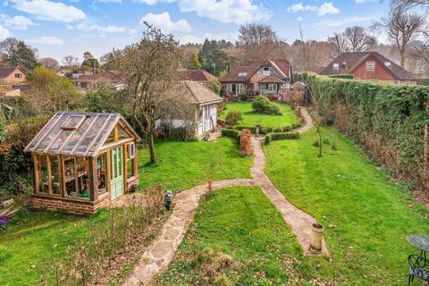Little Gobles Hillside Walk, Storrington, Pulborough, RH20 3HL