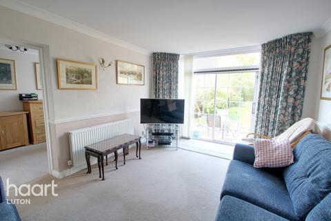 1 Marston Gardens, Luton, LU2 7DU
