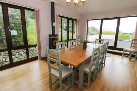 5 bedroom detached house for sale, Stad Gwastadgoed Isaf, Llwyngwril, LL37