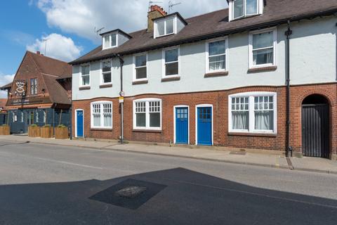 4 bedroom terraced house to rent, Catherine Street, St. Albans, Hertfordshire