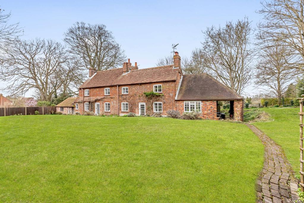 Newbury Street, Kintbury, Hungerford 4 bed detached house £1,350,000
