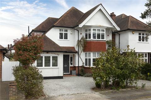 12 Carlton Road, New Malden, KT3 3AJ