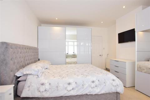 101 Welling Way, Welling, DA16 2RW