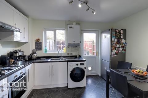 34 Kingsmead, Northampton, NN2 8HX