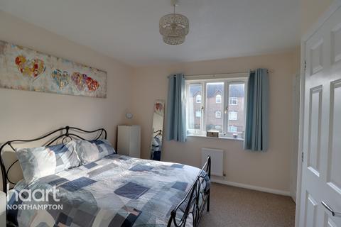 34 Kingsmead, Northampton, NN2 8HX
