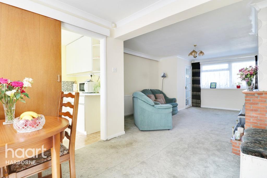 Woodgate Drive, Bartley Green 3 bed end of terrace house £160,000