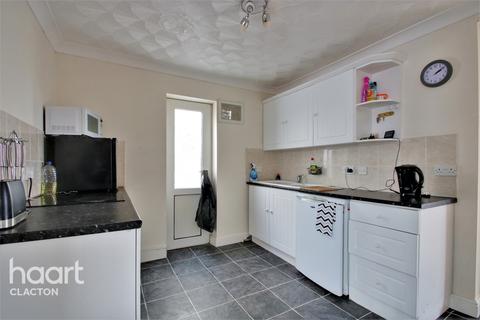 42 Colne Way, Point Clear Bay, Clacton-on-sea, CO16 8LL