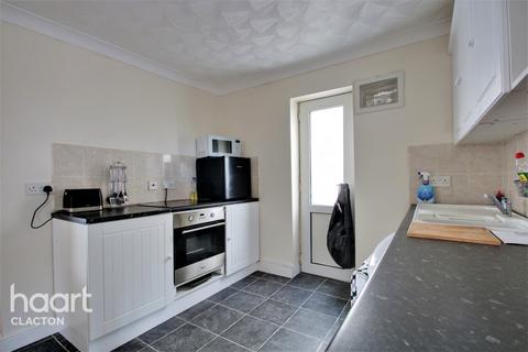 42 Colne Way, Point Clear Bay, Clacton-on-sea, CO16 8LL
