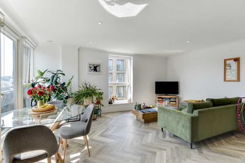 2 bedroom apartment to rent, Temple House,   Fleet Street, Brighton