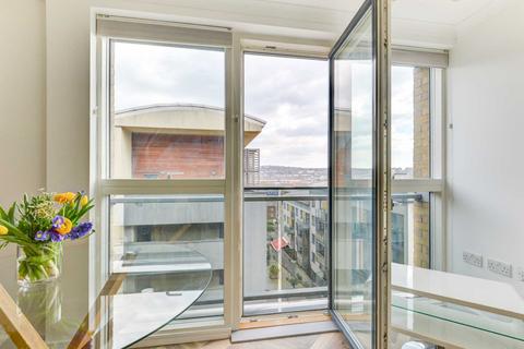 2 bedroom apartment to rent, Temple House,   Fleet Street, Brighton