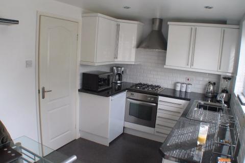 2 bedroom semi-detached house to rent, Headingley Way, Edlington, Doncaster, South Yorkshire, DN12