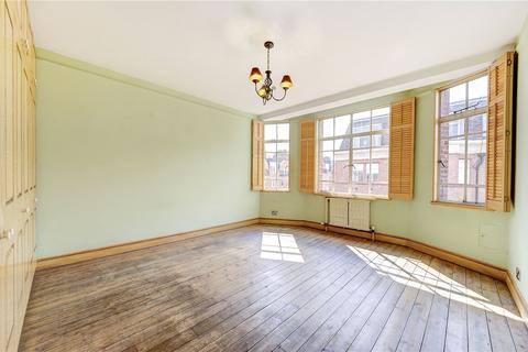 40 Oakwood Court, London, W14 8JX
