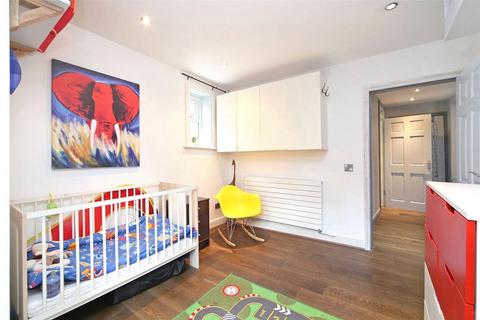 2 bedroom flat to rent, High Road, Willesden, NW10