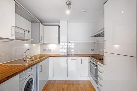 2 bedroom apartment to rent, James House, Appleford Road, W10