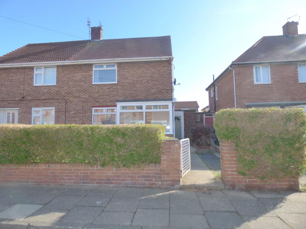 Woolsington Road, North Shields, Tyne... 2 bed semidetached house £