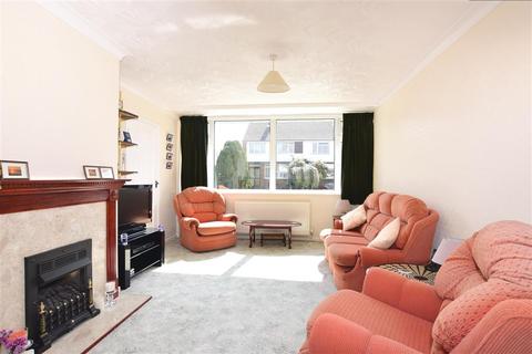14 Long Walk, Istead Rise, Gravesend, DA13 9HH