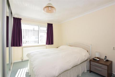 14 Long Walk, Istead Rise, Gravesend, DA13 9HH