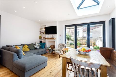 18 Park Road, Southville, Bristol, BS3 1PU