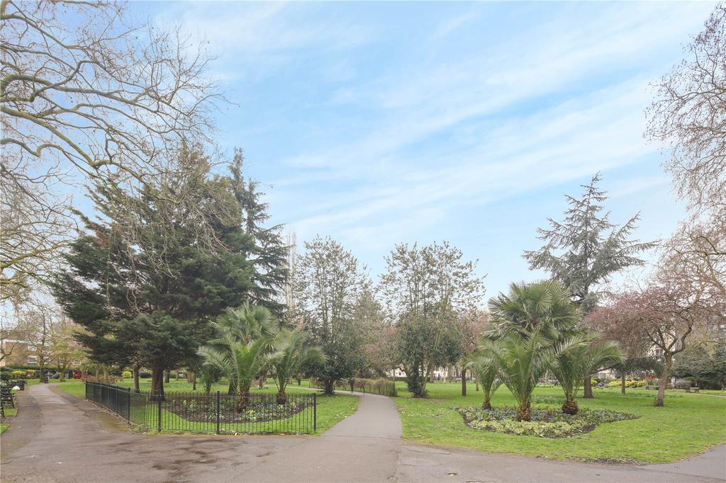 Victoria Park Square