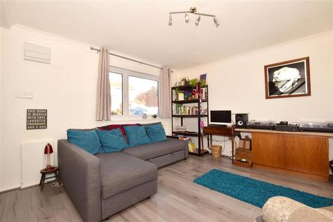 73 Abbey Close, Peacehaven, BN10 7SD