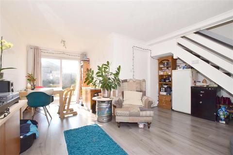 73 Abbey Close, Peacehaven, BN10 7SD