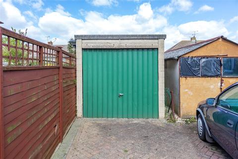 56 Leander Drive, Gravesend, DA12 4NE