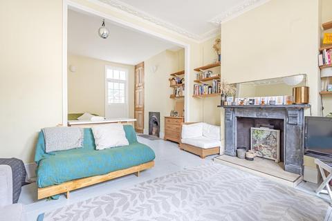 31b Rattray Road, London, SW2 1BA